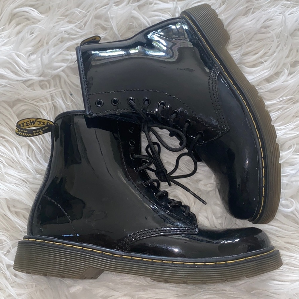 Dr Martin paten leather boots